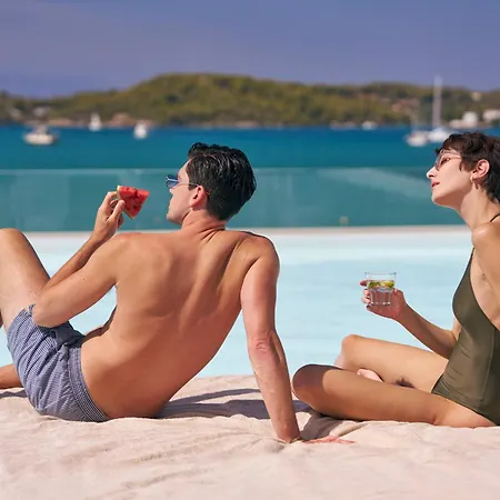 Nikki & 5* Porto Heli