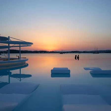 Nikki & 5* Porto Heli