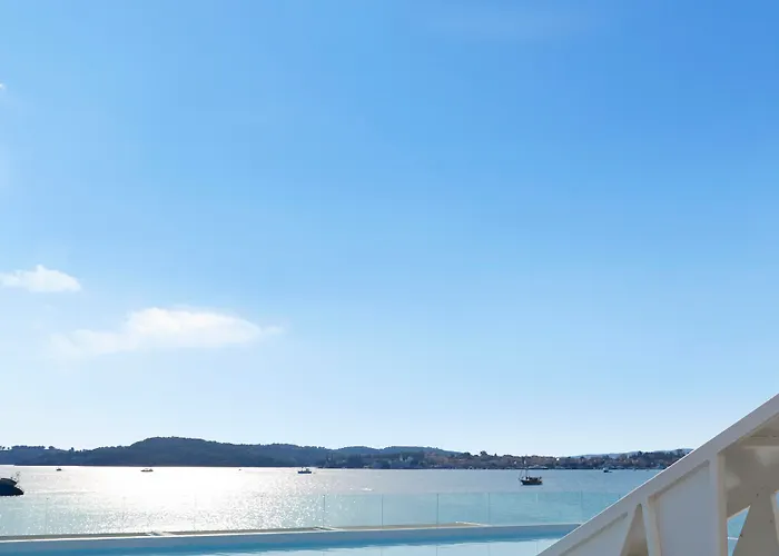 リゾート Nikki &